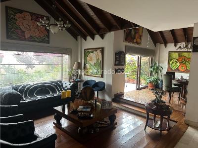 Casa de 4 alcobas en venta en San Jose De Bavaria, Bogotá, 253 m² · foto 5 de 19