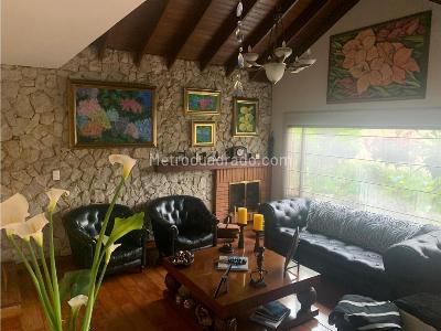 Casa de 4 alcobas en venta en San Jose De Bavaria, Bogotá, 253 m² · foto 6 de 19