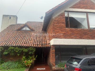 Casa de 4 alcobas en venta en San Jose De Bavaria, Bogotá, 253 m² · foto 12 de 19