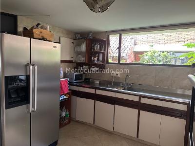 Casa de 4 alcobas en venta en San Jose De Bavaria, Bogotá, 253 m² · foto 15 de 19