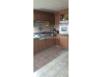 Casa de 4 alcobas en venta en Santa Paula, Bogotá, 300 m² · foto 5 de 19