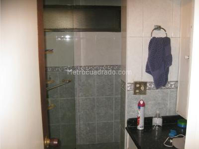 Casa de 4 alcobas en venta en Santa Paula, Bogotá, 300 m² · foto 12 de 19