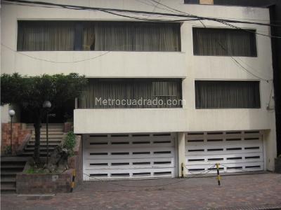 Casa de 4 alcobas en venta en Santa Paula, Bogotá, 300 m² · foto 19 de 19