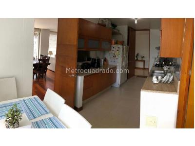 Apartamento de 3 alcobas en venta en La Calleja, Bogotá, 194 m² · foto 9 de 20