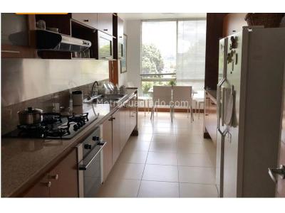 Apartamento de 3 alcobas en venta en La Calleja, Bogotá, 194 m² · foto 12 de 20