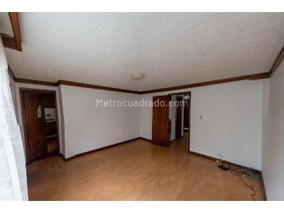 Casa en venta en Cedritos, Bogotá · foto 3 de 9