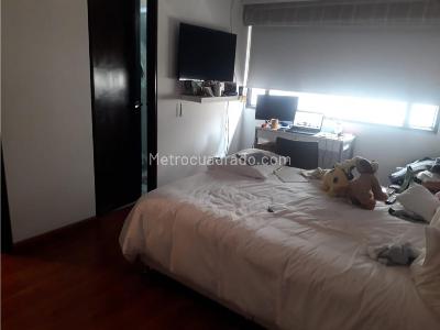 Apartamento en venta en Chico, Bogotá · foto 6 de 9