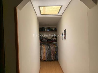 Apartamento en venta en Cedritos, Bogotá · foto 7 de 9