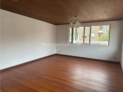 Apartamento en venta en Chico Navarra, Bogotá · foto 2 de 17
