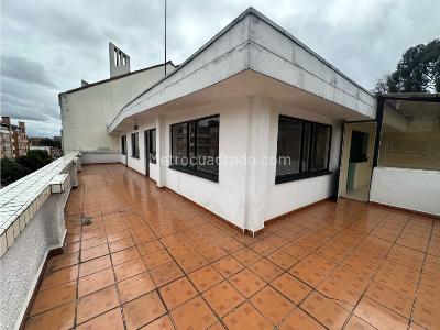 Apartamento en venta en Chico Navarra, Bogotá · foto 10 de 17
