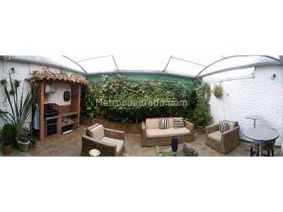 Casa de 3 alcobas en venta en Santa Paula, Bogotá, 257 m² · foto 6 de 20