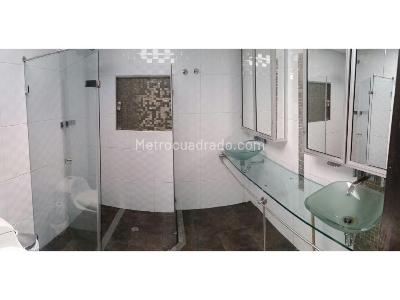 Casa de 3 alcobas en venta en Santa Paula, Bogotá, 257 m² · foto 20 de 20
