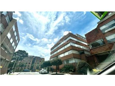 Apartamento en venta en Santa Barbara, Bogotá · foto 3 de 9