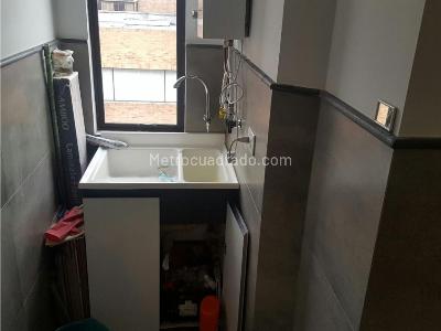 Apartamento de 3 alcobas en venta en Santa Barbara Occidental, Bogotá, 125 m² · foto 9 de 9