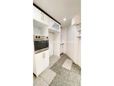 Apartamento de 3 alcobas en venta en La Carolina, Bogotá, 167 m² · foto 7 de 20