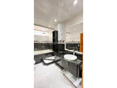 Apartamento de 3 alcobas en venta en La Carolina, Bogotá, 167 m² · foto 19 de 20