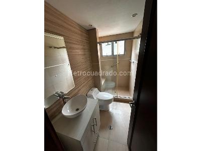 Apartamento de 3 alcobas en venta en Santa Barbara, Bogotá, 167 m² · foto 17 de 20