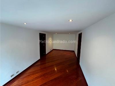 Apartamento de 3 alcobas en venta en Santa Barbara, Bogotá, 167 m² · foto 7 de 20