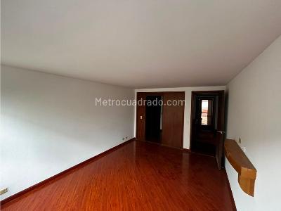 Apartamento de 3 alcobas en venta en Santa Barbara, Bogotá, 167 m² · foto 10 de 20