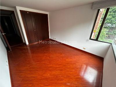 Apartamento de 3 alcobas en venta en Santa Barbara, Bogotá, 167 m² · foto 11 de 20