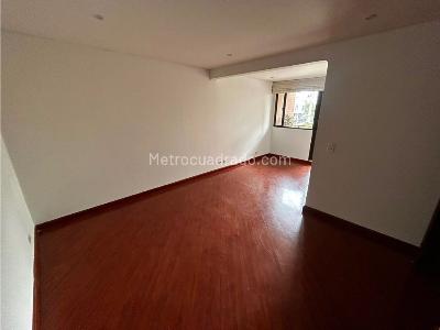 Apartamento de 3 alcobas en venta en Santa Barbara, Bogotá, 167 m² · foto 12 de 20