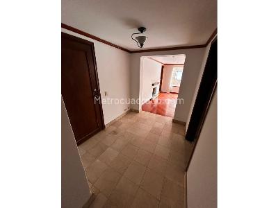 Apartamento de 3 alcobas en venta en Santa Barbara, Bogotá, 167 m² · foto 13 de 20