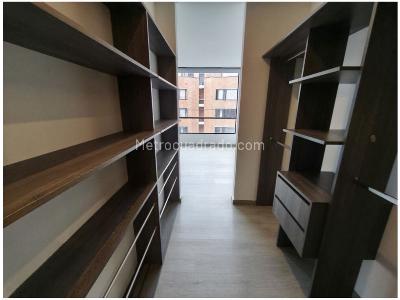Apartaestudio en venta en Chico Navarra, Bogotá, 50 m² · foto 8 de 15