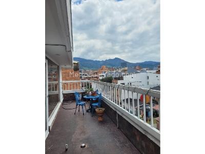 Apartamento en venta en Santa Barbara, Bogotá · foto 2 de 8