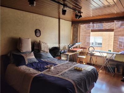Apartamento en venta en Santa Barbara, Bogotá · foto 6 de 8
