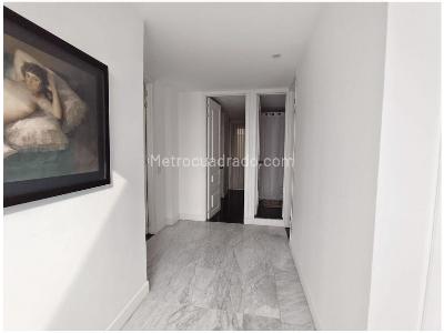 Apartamento de 5 alcobas en venta en Santa Paula, Bogotá, 212 m² · foto 12 de 20