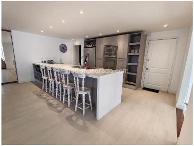 Apartamento de 5 alcobas en venta en Santa Paula, Bogotá, 212 m² · foto 16 de 20