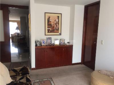 Apartamento en venta en Santa Barbara, Bogotá · foto 3 de 17