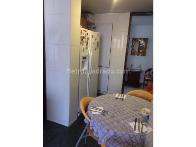 Apartamento en venta en Santa Barbara, Bogotá · foto 7 de 17