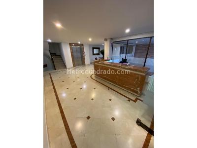 Apartamento de 4 alcobas en venta en San Patricio, Bogotá, 206 m² · foto 3 de 14