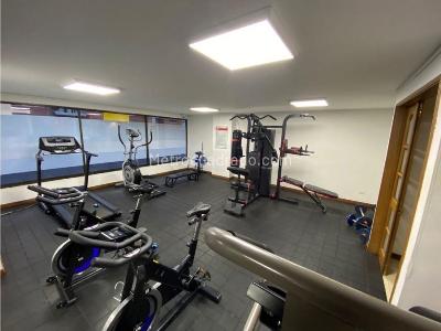 Apartamento de 4 alcobas en venta en San Patricio, Bogotá, 206 m² · foto 10 de 14