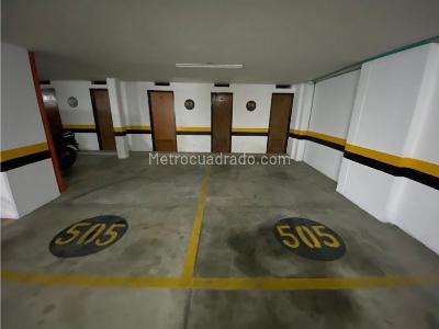 Apartamento de 4 alcobas en venta en San Patricio, Bogotá, 206 m² · foto 13 de 14