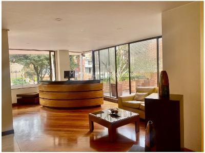 Apartamento de 3 alcobas en venta en Santa Paula, Bogotá, 164 m² · foto 3 de 20