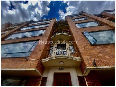 Apartamento de 3 alcobas en venta en Santa Barbara Central, Bogotá, 170 m² · foto 3 de 20