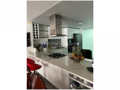 Apartamento de 3 alcobas en venta en Santa Barbara Central, Bogotá, 170 m² · foto 12 de 20