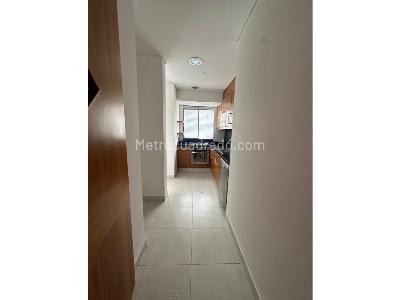 Apartamento de 3 alcobas en venta en Santa Barbara Occidental, Bogotá, 117 m² · foto 13 de 20