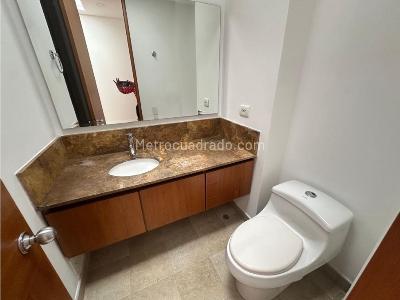 Apartamento de 3 alcobas en venta en Santa Barbara Occidental, Bogotá, 117 m² · foto 17 de 20