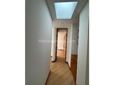Apartamento de 3 alcobas en venta en Santa Barbara Occidental, Bogotá, 117 m² · foto 18 de 20