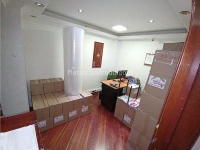 Casa de 4 alcobas en venta en Santa Barbara, Bogotá, 256 m² · foto 3 de 20