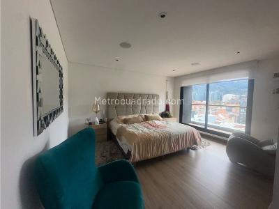 Apartamento de 3 alcobas en venta en Santa Paula, Bogotá, 152 m² · foto 13 de 15