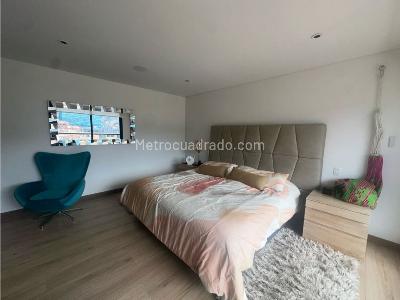 Apartamento de 3 alcobas en venta en Santa Paula, Bogotá, 152 m² · foto 14 de 15