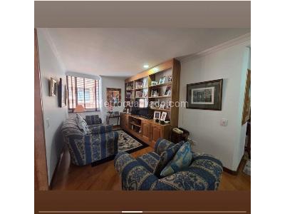 Apartamento de 3 alcobas en venta en Santa Barbara, Bogotá, 141 m² · foto 4 de 11