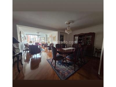 Apartamento de 3 alcobas en venta en Santa Barbara, Bogotá, 141 m² · foto 9 de 11