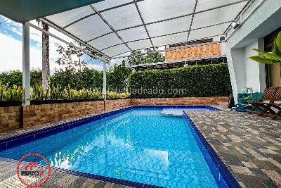 Casa de 4 alcobas en venta en Calambeo, Ibagué, 296 m² · foto 3 de 20