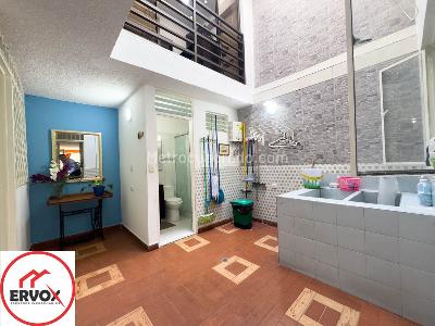 Casa de 5 alcobas en venta en Villa Cafe, Ibagué, 205 m² · foto 6 de 19