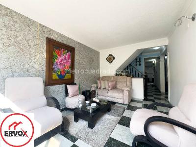 Casa de 5 alcobas en venta en Villa Cafe, Ibagué, 205 m² · foto 9 de 19